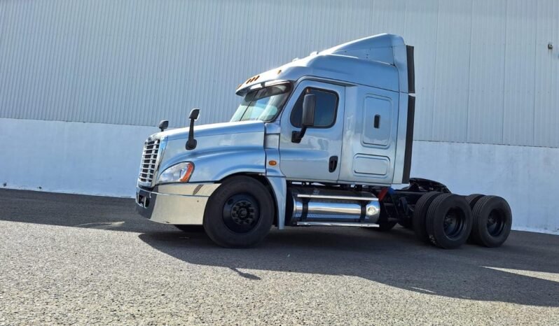
								Freightliner Cascadia 2017 full									