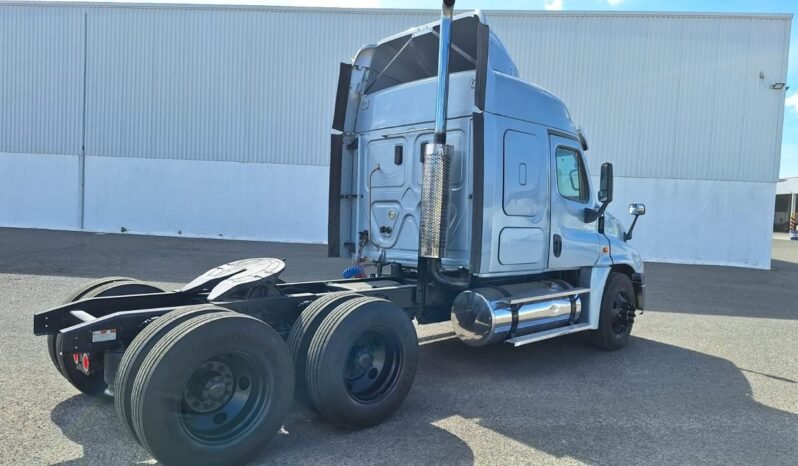 
								Freightliner Cascadia 2017 full									